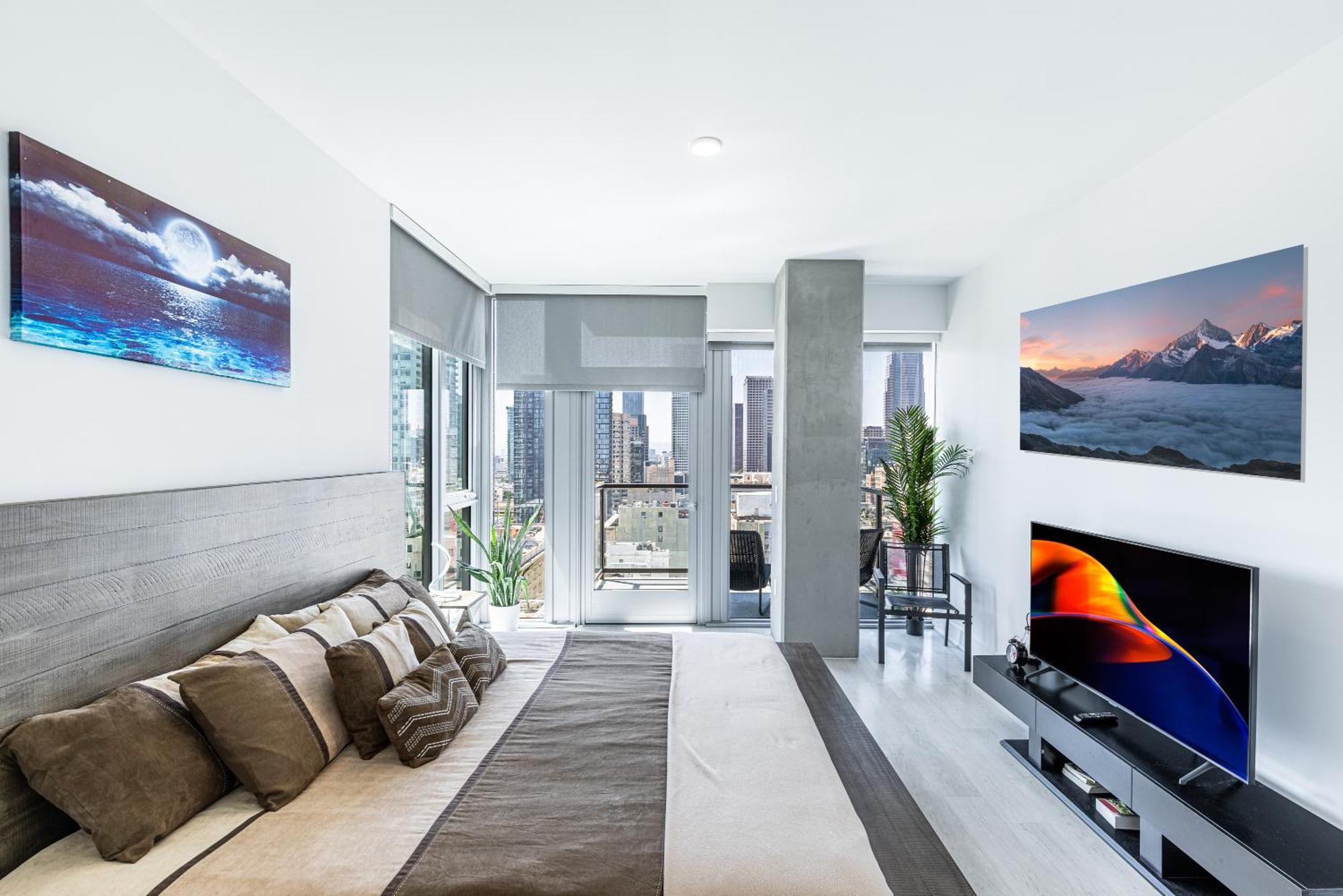 Floor 3 Bed 3 Bath Penthouse Living In Luxury Los Ángeles
