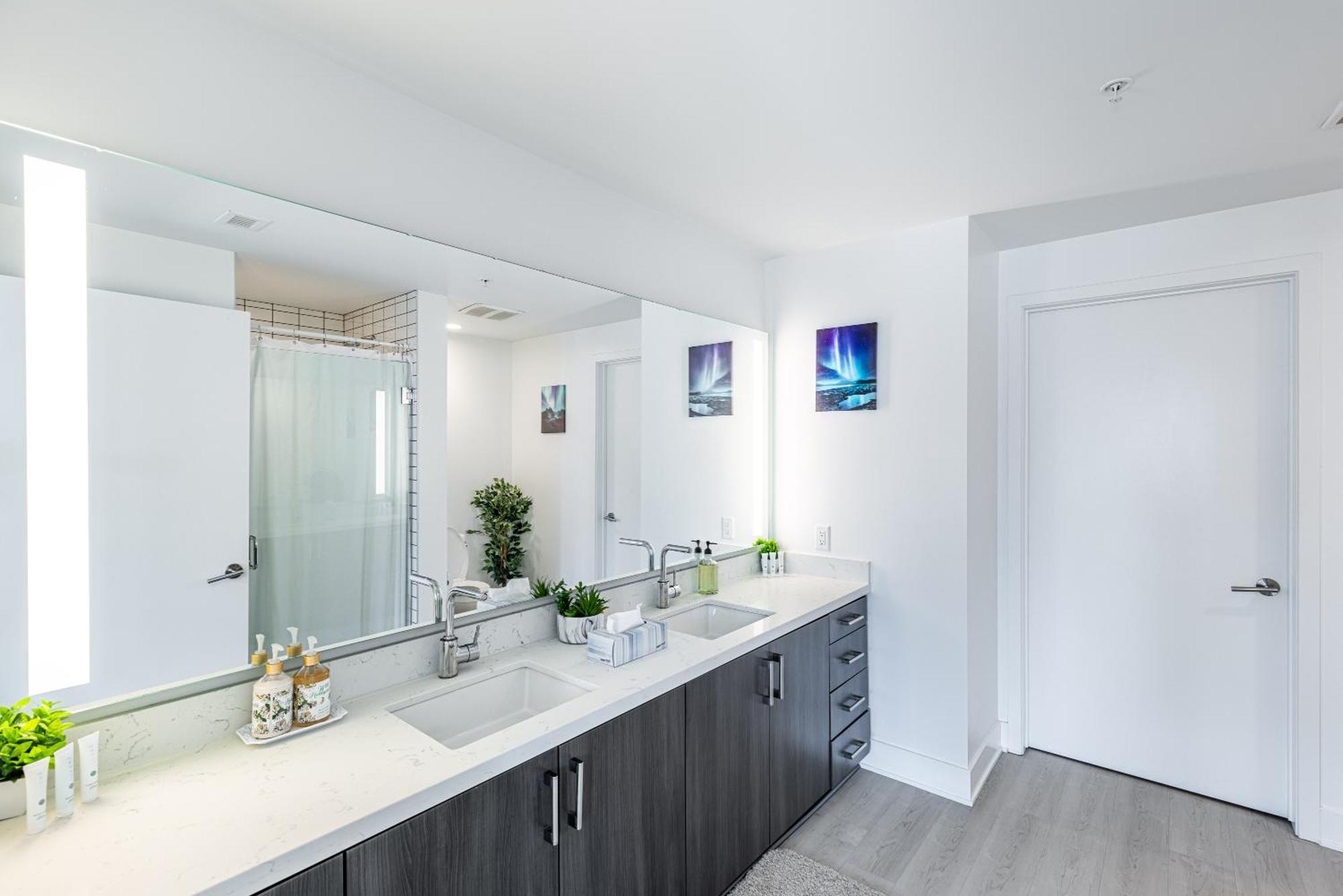 Floor 3 Bed 3 Bath Penthouse Living In Luxury Los Ángeles
