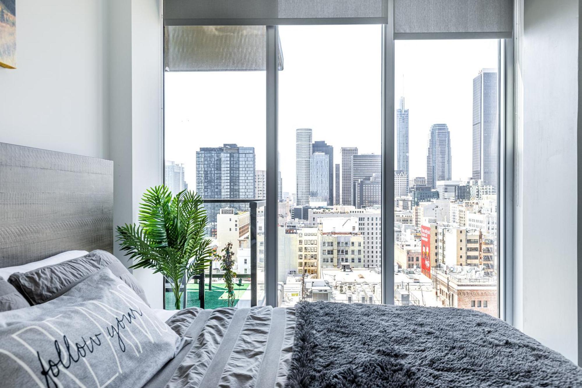 Floor 3 Bed 3 Bath Penthouse Living In Luxury Apartamento