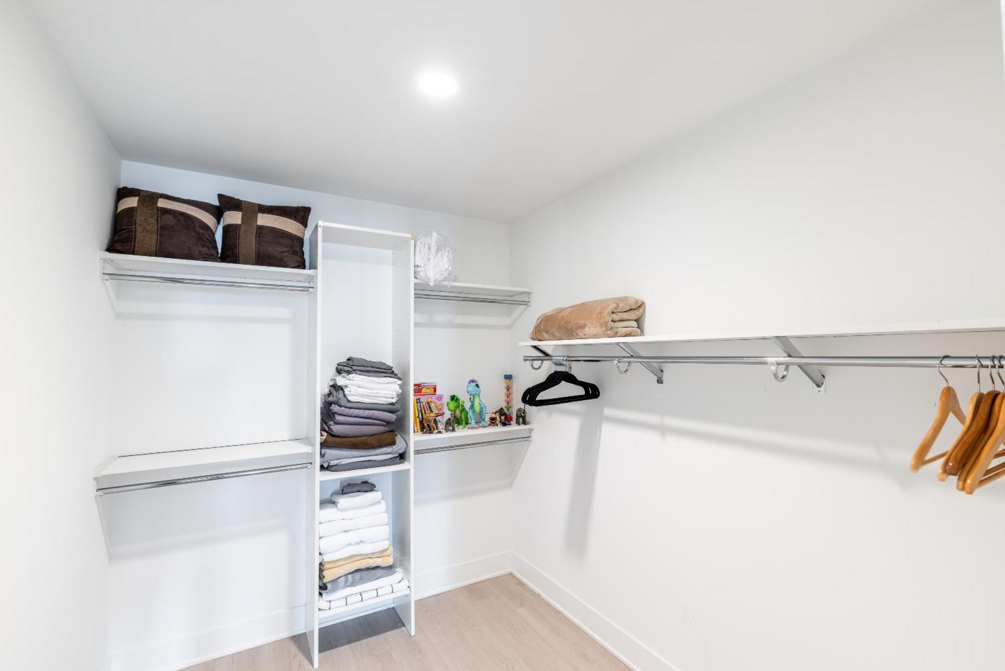 Floor 3 Bed 3 Bath Penthouse Living In Luxury
